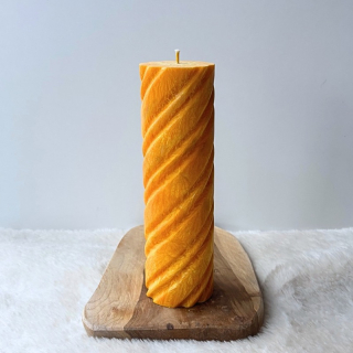 Kroucený válec II.- citronově žlutý